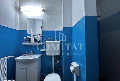 Apartament cu 4 camere decomandat în Florești