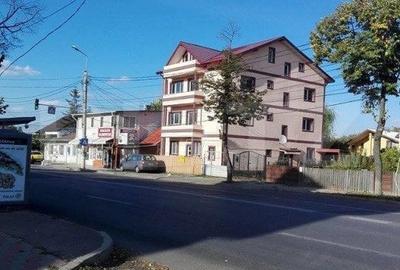 Casă cu 16 camere cu Teren 480 Mp în Bucium
