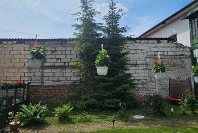 Spațiu comercial, în Central - 4