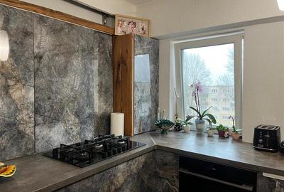 Apartament cu 4 camere semidecomandat, mobilat în Central - 18