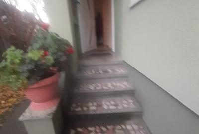 Central, casa 3 camere - 4