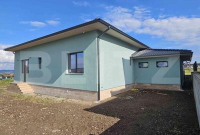 Casa pe un nivel, 4 camere, compartimentare decomandata, zona linistita - 6