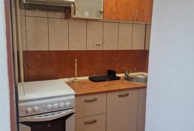 Inchiriere-garsoniera-p/10-semidec-Dr Taberei-Sibiu-mobilat/utilat-2.000 Ron - 6