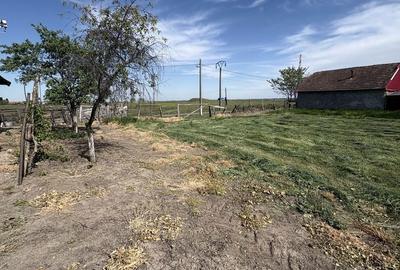 Casă cu 4 camere în Grăniceri - 2