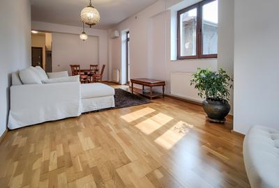 Floreasca Agora | 2 camere unicat | 94 mp | 2009 | parcare subterană - video - 2