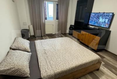 Garsoniera decomandata, 35 mp, Alexandru Obregia - 1