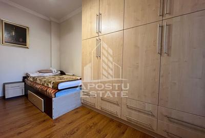 Casa la curte comuna zona Odobescu, doar 4 locatari, gradina proprie - 9