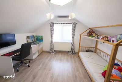 Casă cu 4 camere în Central - 9
