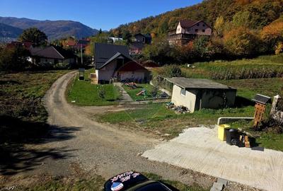 Casă individuală cu 5 camere cu Teren 2700 Mp în Alexandru cel Bun - 43