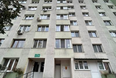Apartament cu 3 camere decomandat, mobilat în Titan - 18
