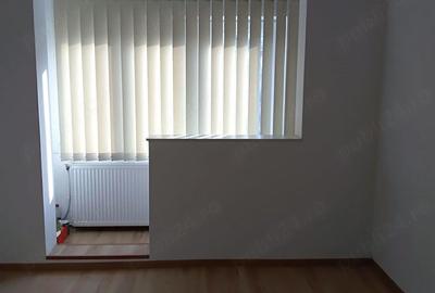 Garsonieră semidecomandată în Traian - 1
