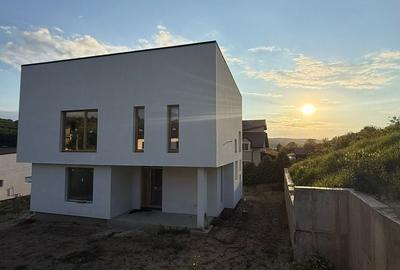 Casă cu 4 camere cu Teren 500 Mp în Corunca - 5
