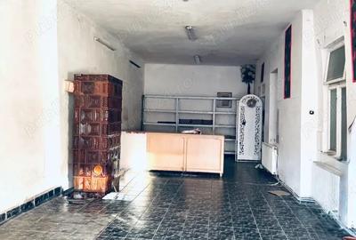 Spațiu comercial, de 70 mp, în Central - 1