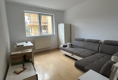 Apartament cu 3 camere semidecomandat, mobilat în Florești - 7