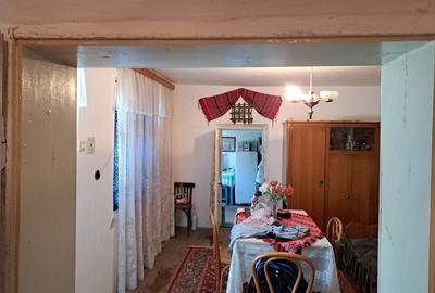 Casă cu 4 camere în Răchitoasa - 6