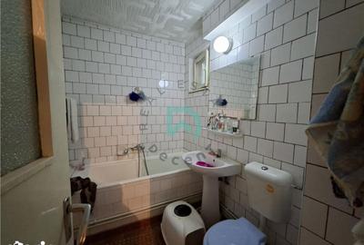 Apartament cu 3 camere decomandat în Centrul Istoric - 8
