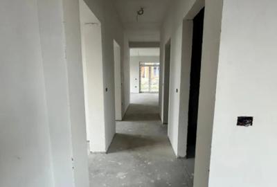 Casă cu 4 camere cu Teren 812 Mp în Satu Nou de Jos - 7