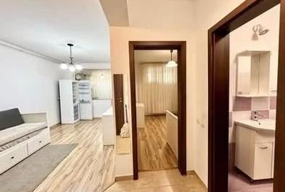 Spațiu comercial, de 40 mp, în Central - 8