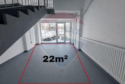Spațiu comercial, de 28 mp, în Central - 1