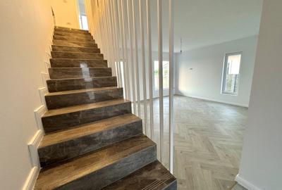 Duplex cu 4 camere cu Canalizare în Remetea Mare - 16