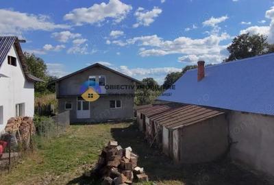 Casă cu 2 camere cu Teren 1240 Mp în Girov - 12