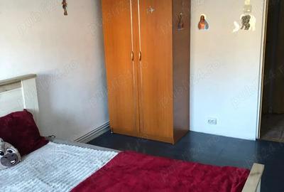 Apartament cu 2 camere decomandat în Onești