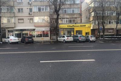 Spațiu comercial, de 175 mp, în Central - 6