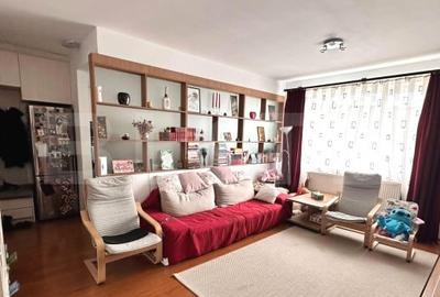 Apartament spatios 3 camere, balcon si parcare, etaj 3/3, zona Stadionului. - 1