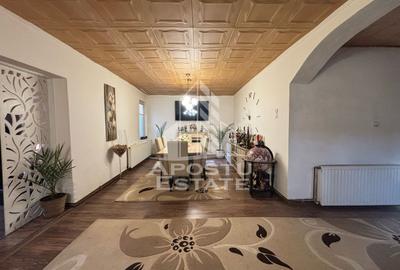 Casă individuală cu 6 camere cu Teren 398 Mp în Girocului