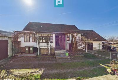 Casă cu 6 camere cu Teren 2029 Mp în Ghioroc - 18