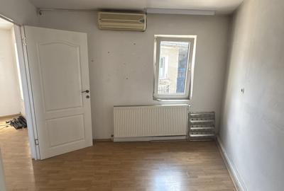 Apartament cu 5 camere decomandat, mobilat în Foișorul de Foc - 14