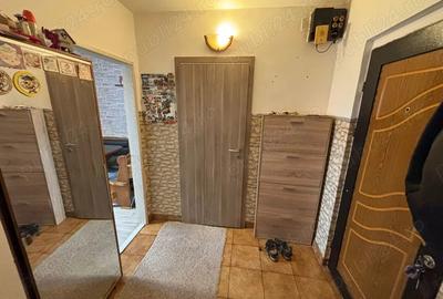 Vand apartament 2 camere 94mp zona Uta - 1