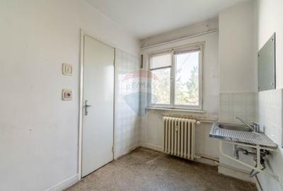 De vanzare, apartament cu 3 camere, Aleea Rasinari, zona Piata Hermes - 15