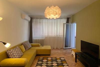 Apartament cu 2 camere semidecomandat, mobilat în Jiului