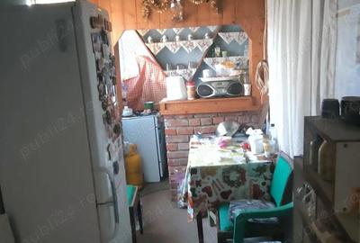 Casă cu 2 camere cu Teren 1800 Mp în Pădureni - 8