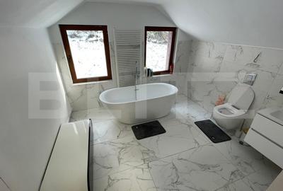 Apartament cu 5 camere semidecomandat, mobilat în Codlea - 7