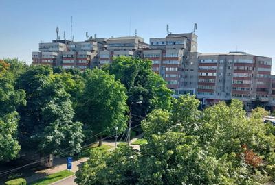 Apartament 4 camere, ultracentral, Rosiori de Vede | 79,65 mp utili - 4