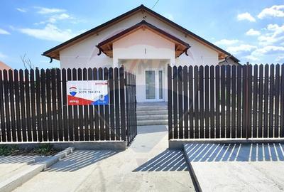 Casa / Vila cu teren 371 mp de vanzare in Cumpana - 2
