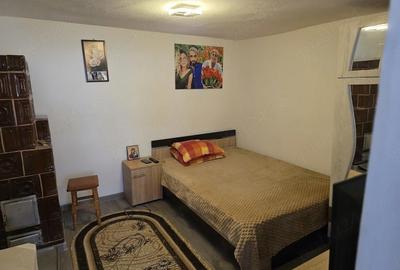 Casă cu 4 camere cu Teren 548 Mp în Central - 9