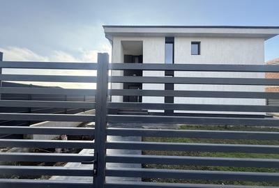 LUX | CASA | VILA INDIVIDUALA | CURTE | PROPRIETAR | TUNARI - 25