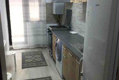 Garsonieră decomandată în Central - 2