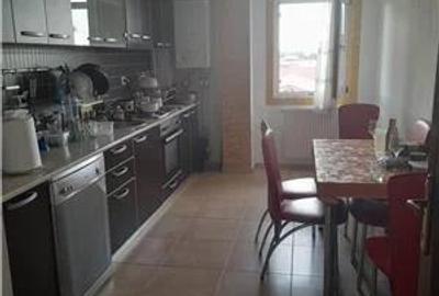 Apartament cu 3 camere decomandat în Fundeni - 6