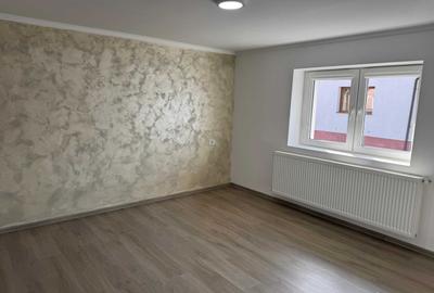 Casă individuală cu 3 camere cu Teren 220 Mp în Nord-Est - 1