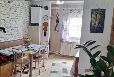 Apartament cu 4 camere decomandat, mobilat în CET - 4