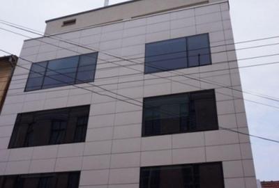 Spațiu comercial, de 442 mp, în Ultracentral