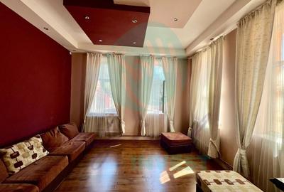 Apartament cu 3 camere semidecomandat, mobilat în Parcul Carol