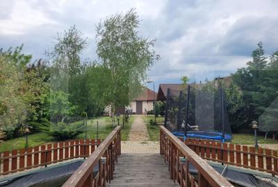 Casă cu 3 camere cu Teren 1487 Mp în Săcălaz