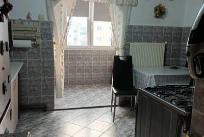 Vand apartament 3 camere +garaj - 7