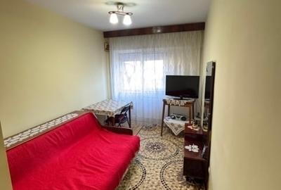Apartament cu 4 camere decomandat în Dacia - 2