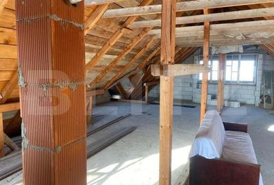 Casă cu 6 camere cu Teren 600 Mp în Central